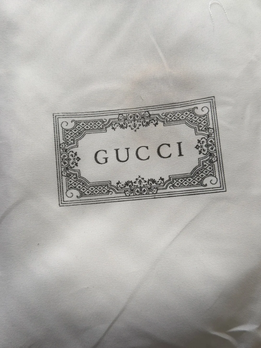 Gucci white chevron